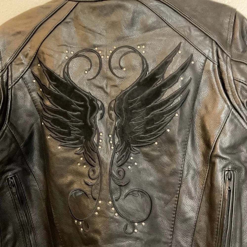 Women’s Black Leather Jacket with Wing Small Motorcycle - Picture 2 of 12